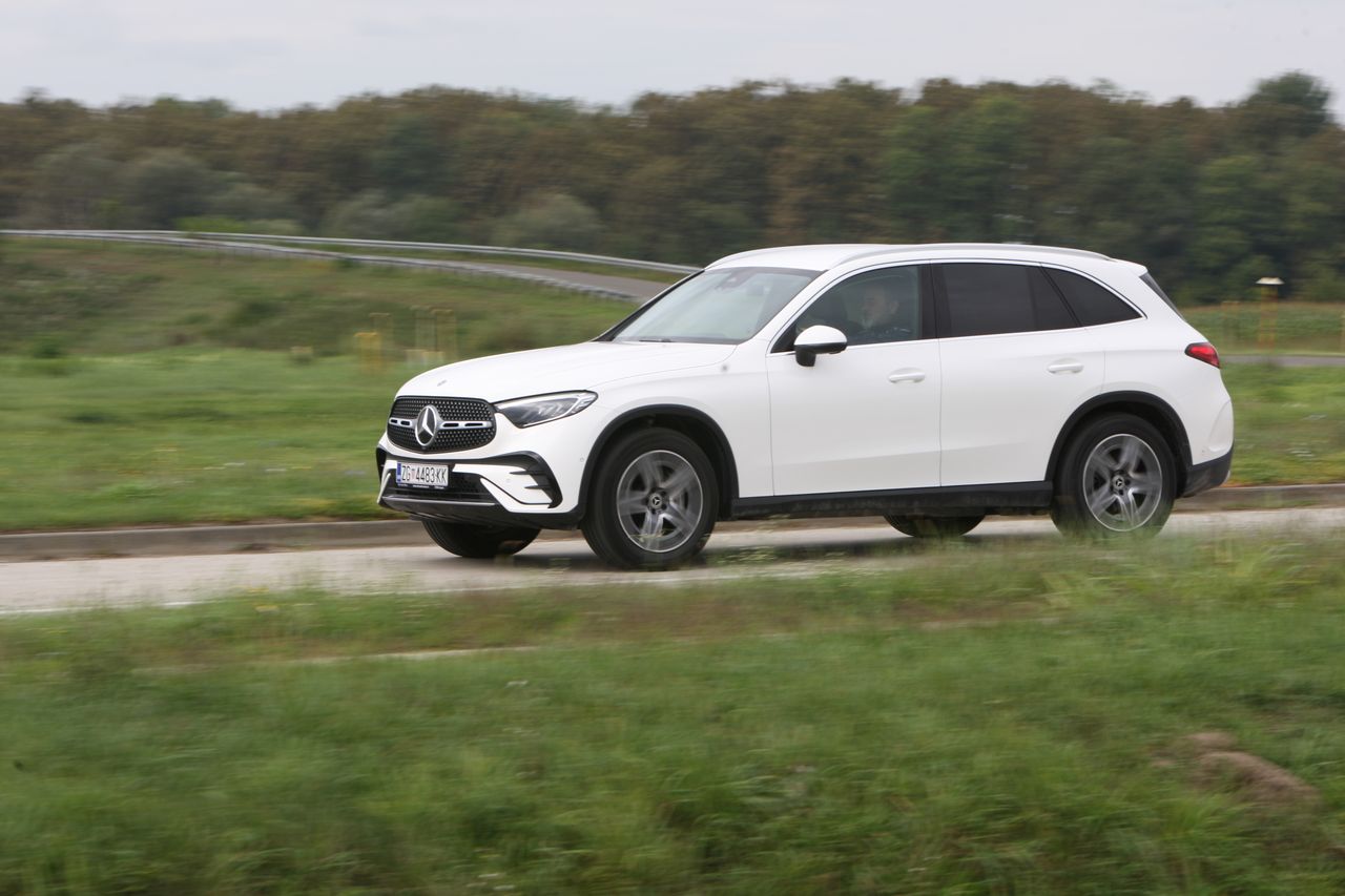 Image forMercedes GLC 200d Platinium Edition