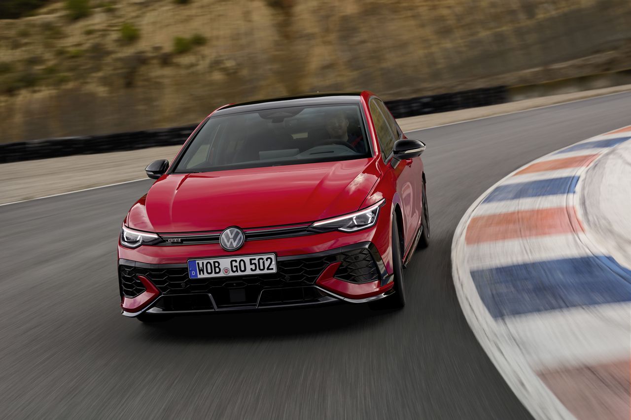 Image forVW Golf GTI Edition 50 – ikona na steroidima