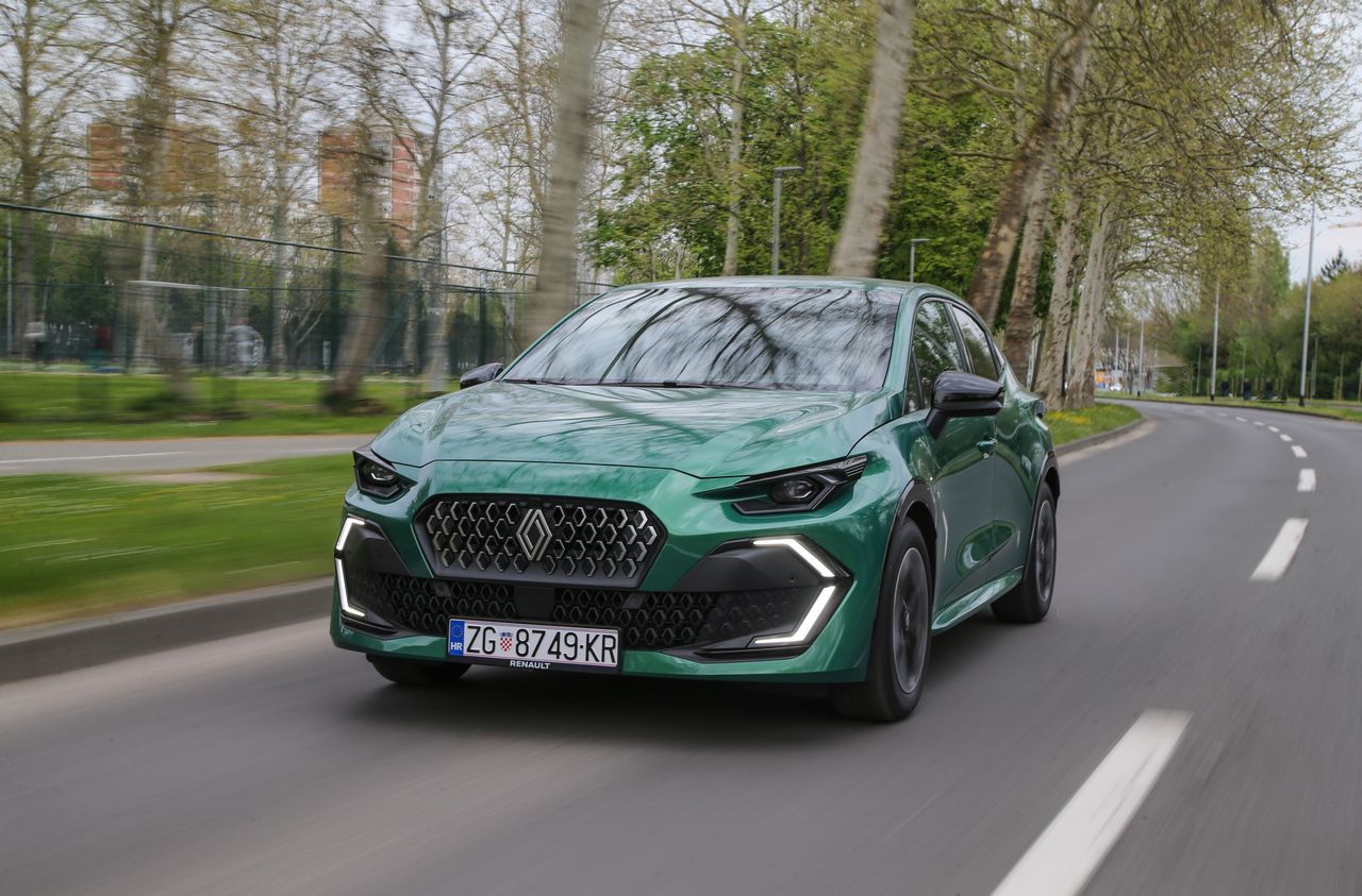 Image forRenault Clio 6 – Kakav je s osnovnim benzincem i ručnim mjenjačem?