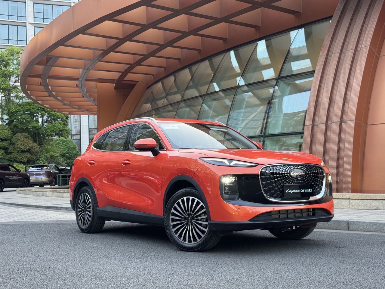 Image forLepas L6 LSH – SUV ambicioznih namjera