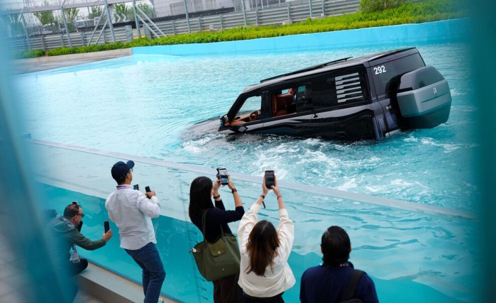 Yangwang U8 – SUV sudnjeg dana